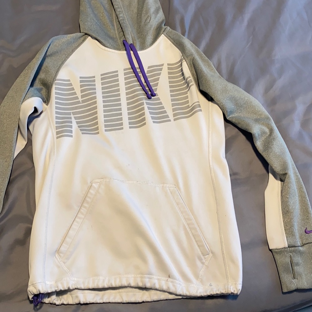 Nike sweatshirt